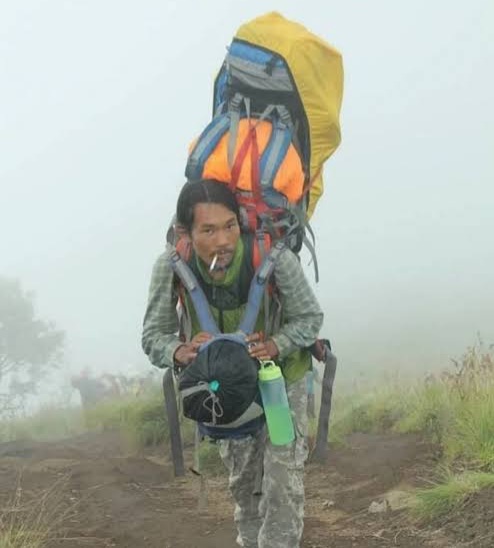 Agam Rinjani OFC logo